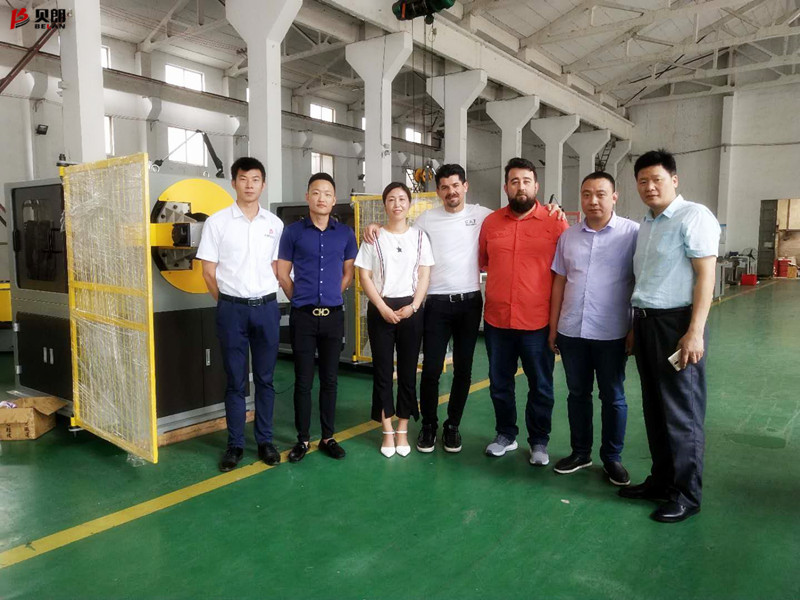 土耳其（qí）客（kè）戶參觀貝朗自動化公司現場