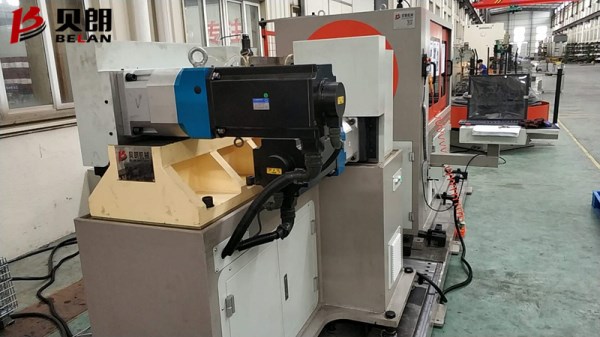 墩頭（tóu）折彎組合機